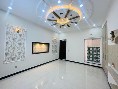 10 Marla House for Sale In Model Town Extension, Lahore
