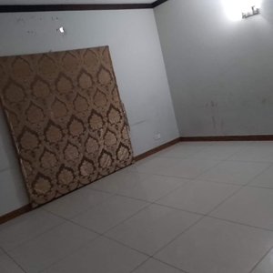 1000 Yd² House for Rent In DHA Phase 5, Karachi