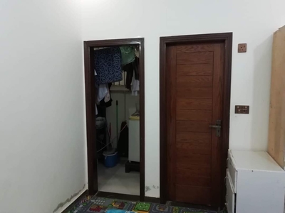 1700 Ft² Flat for Rent In Clifton Block 8, Karachi
