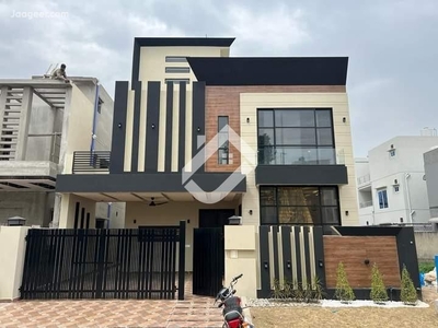 10 Marla Double Storey House For Sale In Citi Housing Phase 1 Gujranwala