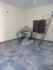 10 Marla Upper Portion House For Rent In Aamir Town Near To Canal Road Aamir Town