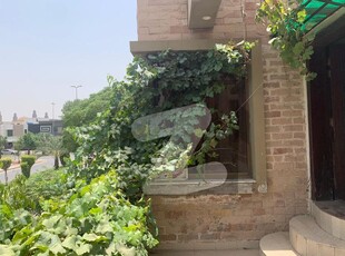 10 Marla Used Luxury Modern House For Sale In Cc Bahria Town Lahore - Bahria Town Block CC