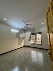 30x60 Beautiful Upper Portion with 3 Bedroom Attached Bathroom For Rent in G-13 Islamabad G-13