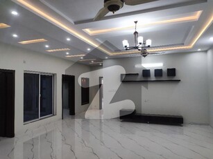 upper Portion For Rent in G15 size 12 marla water gas electricity all facilities five options available F-15