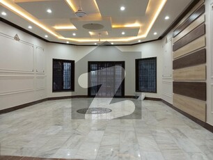500 YARDS ARCHITECTURAL DESIGN FULLY RENOVATED BUNGALOW IN PHASE 7 DHA Phase 7
