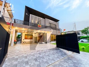 22 MARLA CORNER, ELEGANT DESIGNER HOUSE FOR SALE NEAR PARK DHA Phase 7 Block S