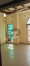 5 Marla Single Unit House For Rent, 3 Bed Room With attached Bath, Drawing Dinning, Kitchen, T.v Lounge,Servant Quarter On Top Bahria Town Phase 8 Rafi Block