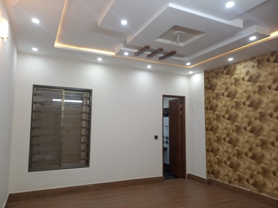 5 Marla Flat for Sale In Model Town Link Road, Lahore