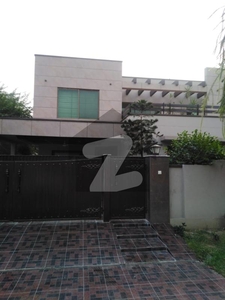 1 Kanal Beautiful Good House Available For Sale DHA Phase 4 DHA Phase 4