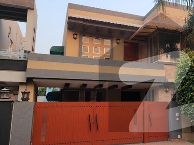 10 Marla House With Gas For Sale At Very Prime Location In Bahria Town Lahore Bahria Town Shaheen Block
