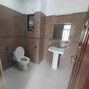 2 Bed Room Non-Furnished Apartment For Rent