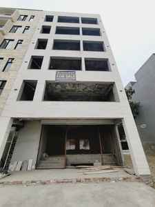 5.33 MARLA GRAY STRUCTURE BUILDING FOR SALE IN SECTOR E BAHRIA TOWN LAHORE