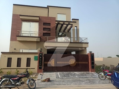 8 MARLA LUXURY BRAND NEW HOUSE AVAILABLE FOR SALE AT PRIME LOCATION OF BAHRIA ORCHARD C BLOCK Low Cost Block C