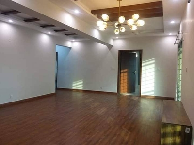 Brend New apartment for Sale in Askari 11 sec-D Lahore
