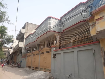 Single story pair 5.5 marla house for sale located at nawaz colony ideal near ideal homes
