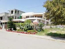 500 Square Yard House for Rent in Islamabad F-8-1