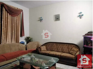 6 Bedroom House For Sale in Karachi