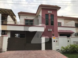 10 MARLA 3 BEDROOMS SD HOUSE AVAILABLE FOR RENT Askari 11