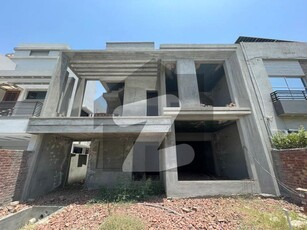 10 MARLA BEAUTIFUL GREY STRUCTURE HOUSE FOR SALE IN BAHRIA TOWN LAHORE Bahria Town
