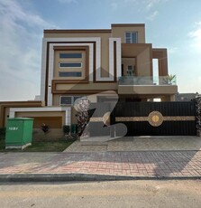 10 Marla Like Brand New House With Gas Available For Rent In Bahria Town Lahore. Bahria Town Jasmine Block
