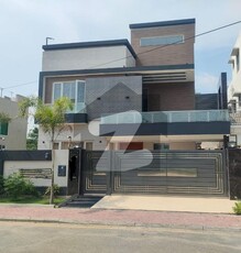 10 Marla Like New House For Rent Bahria Town Lahore Prime Location Bahria Town Tulip Block