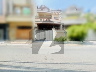 8 MARLA DOUBLE STORY HOUSE AVAILABLE FOR SALE Samanabad