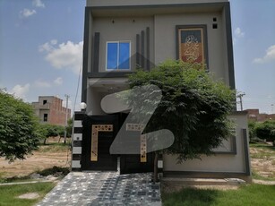 Ideally Located House Of 3.5 Marla Is Available For sale In Faisalabad Green Orchard
