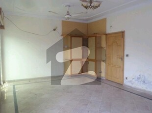 Prime Location 1500 Square Feet Lower Portion For rent In G-9 G-9