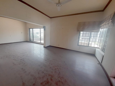 2 Kanal House for Rent In Saeed Colony, Faisalabad