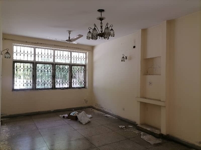 12 Marla House For sale Is Available In Askari 5