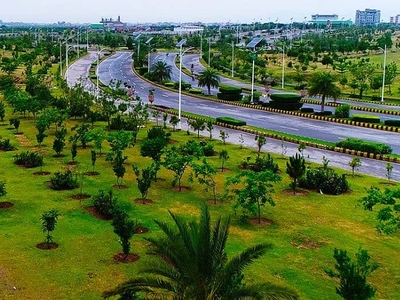5 MARLA PLOT AVAILABLE FOR SALE AT PRIME LOCATION OF GULBERG GREENS ISLAMABAD