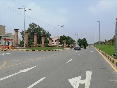 Get This Amazing 20 Marla Residential Plot Available In Wapda City - Block E