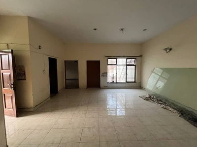 DHA Phase 1 A-Block One Kanal Good Condition living Able Investment Price House Available For Sale