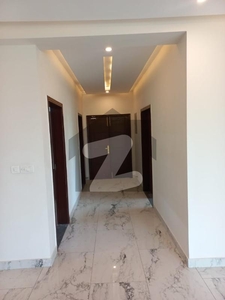 10 Marla 3 Bedrooms Flat For Rent. Askari 11 Sector B Apartments
