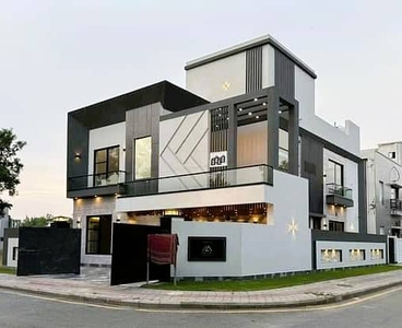 10 Marla Corner House For Sale In Gul Mohar Block Sector C Bahria Town Lahore
