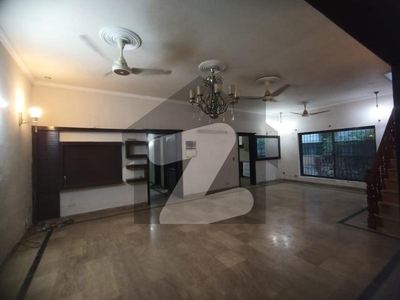 FACING PARK 10 Marla House For Rent In DHA Phase 4 Block EE Lahore DHA Phase 4 Block EE
