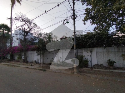 Prime Location 1000 Square Yards House In Only Rs. 20000000 DHA Phase 2