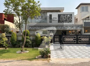 1 Kanal Modern Luxury House Is Available For Rent In PHASE 6 DHA, Lahore. DHA Phase 6