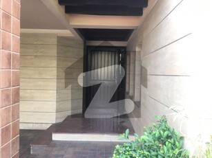 1 Kanal Slightly Used House For Rent In DHA Phase 4 Block-CC Lahore. DHA Phase 4 Block CC