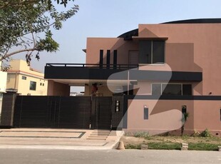 1 Kanal Upper Portion For Rent In DHA Phase 8 Lahore. In Prime Location DHA Phase 8