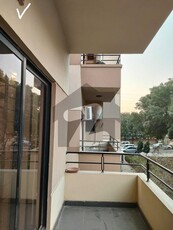 10 MARLA 3 BEDROOMS APARTMENT AVAILABLE FOR RENT Askari 11 Sector B