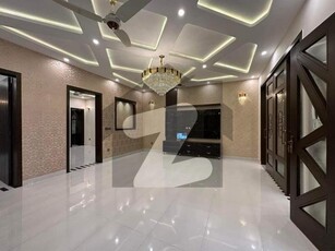 10 Marla Brand New Luxury Upper Portion For Rent In Bahria Town Lahore Bahria Town Sector E