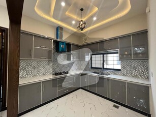 10 Marla Brand New Luxury Upper Portion Is Available For Rent In Awais Qarni BLOCK Bahria Town Lahore Bahria Town Awais Qarni Block