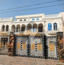 10 Marla House available for sale in Shalimar Colony if you hurry Shalimar Colony