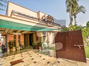 10 MARLA LUXURY HOUSE FOR SALE NEAR PARK IN DHA PHASE 5 DHA Phase 5