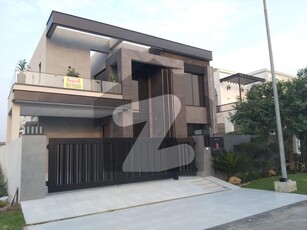 10 MARLA NEW BEAUTIFUL BUNGALOW IS AVAILABLE FOR RENT IN THE BEST BLOCK OF DHA PHASE 5 LAHORE DHA Phase 5