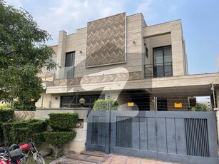 10 Marla Slightly Used Modern House For Sale At Hot Location Near/Ring Road/DHA Office/Park DHA Phase 6