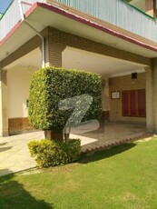 3 KANAL HOUSE IS AVAILABLE FOR RENT IN GULBERG 3 Gulberg 3