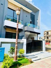 5 MARLA BRAND NEW PRIME LOCATION HOUSE AVAILABLE FOR SALE Dream Gardens Phase 2
