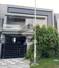 5 MARLA SLIGHTLY USED BEAUTIFUL MODERN DESIGN HOUSE FOR SALE IN DHA PHASE 9 TOWN HOT LOCATION DHA 9 Town Block A